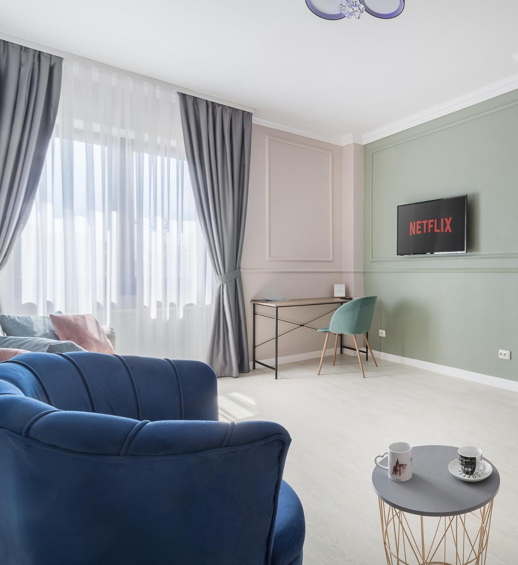 Moonlight Central Apartments Oradea Dış mekan fotoğraf